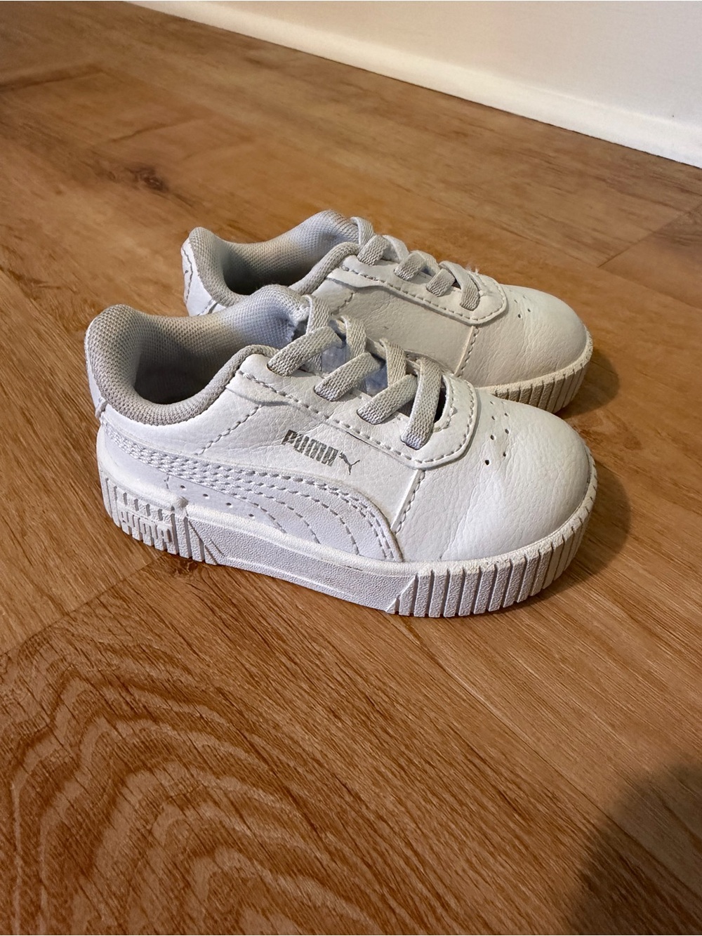 PUMA Carina Mia Kids' Sneakers